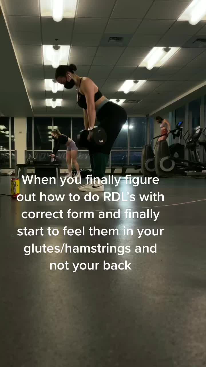 @sabssfit — I wish I had a video when I first started my fitness journey and how bad my form was 😭 #gymtok #fittok #fitness #womenwholift #strongwomen #gymlife