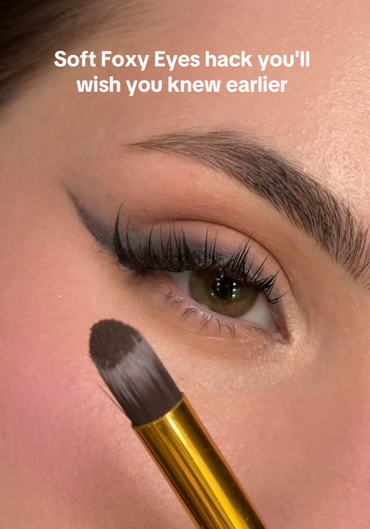 @anika_kozlova — Save makeup tutorial #makeuphacks #beautytutorial #beautyhacks #beautytok #eyeliner 