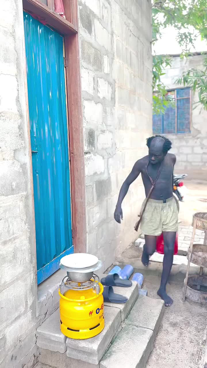 @comedyvi8 — #viral #comedian #video 