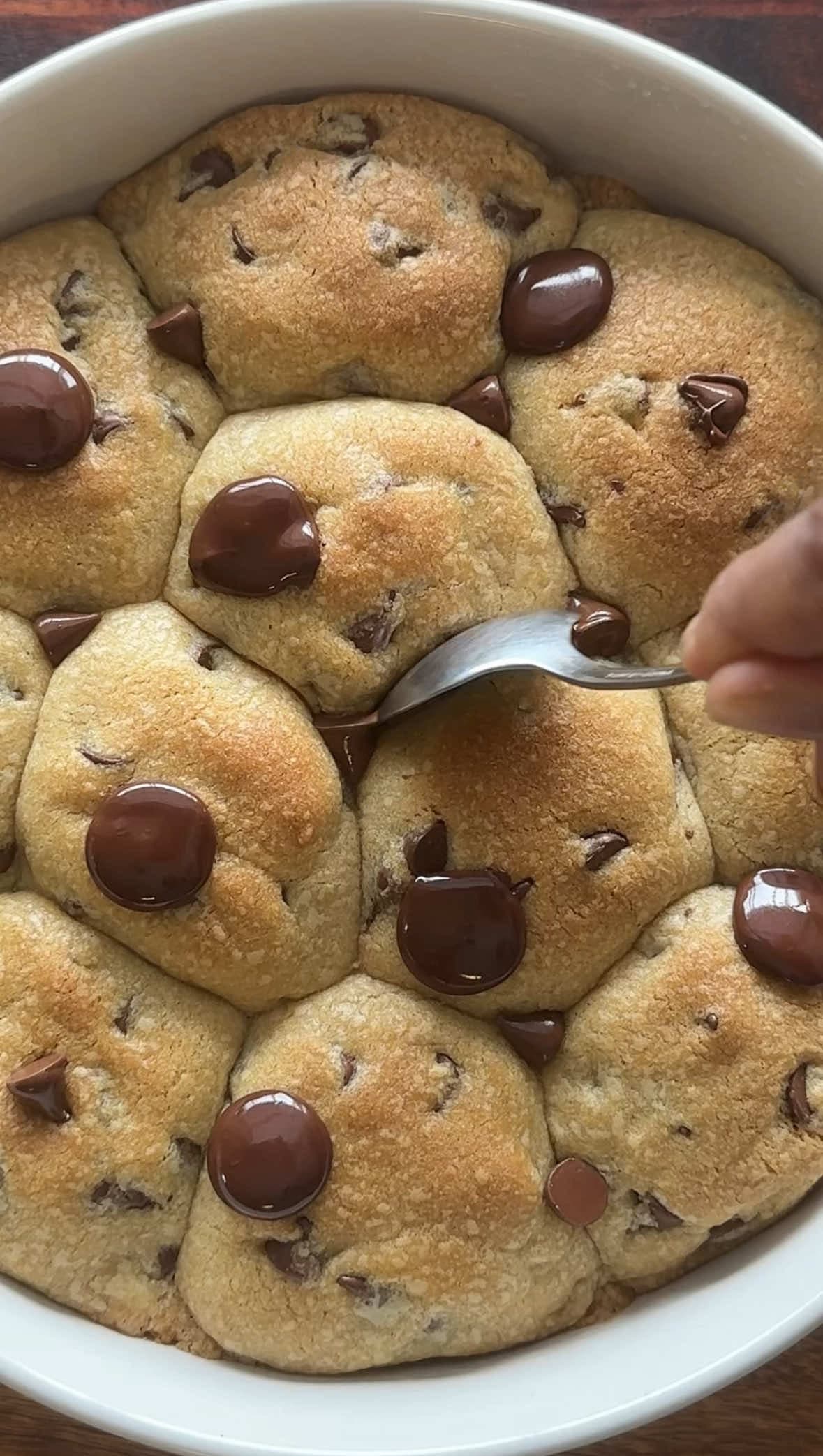 @aflavorfulbite — scoopable nutella stuffed cookie pie 🍫🍪✨ - scoopable gooey cookie pie stuffed with rich nutella