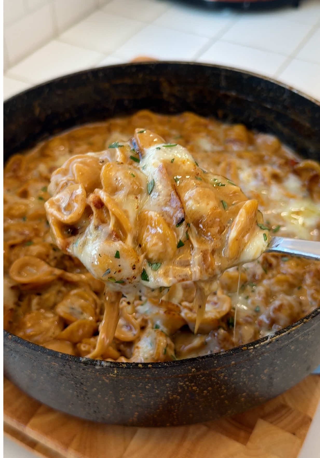 @zachs.foods — One Pot Creamy French Onion Pasta!