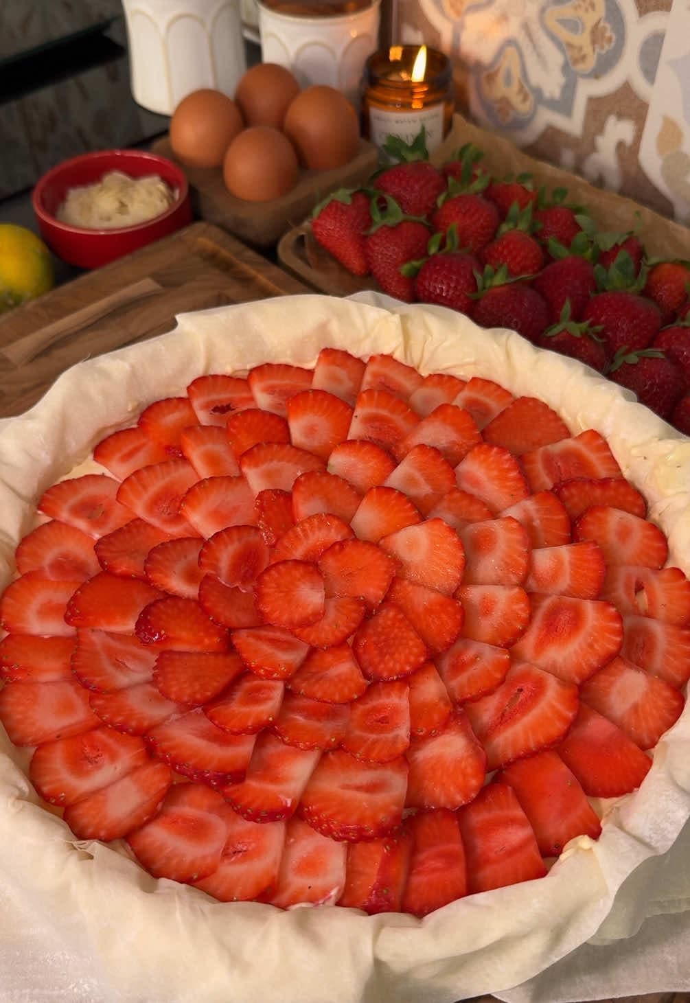 @alenakhmil — Strawberry phyllo pie 🍓