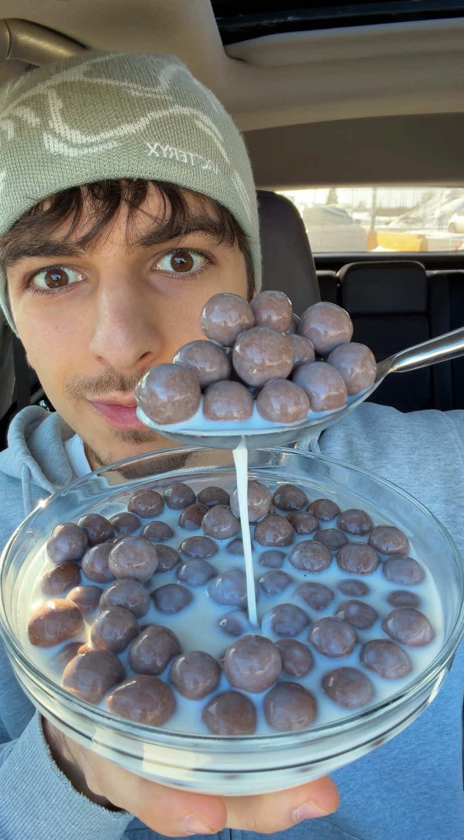 @baklaeats — Maltesers cereal🥛