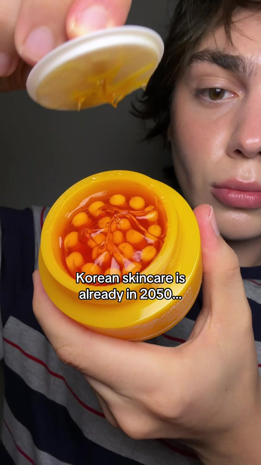 @a.closmain — Kbeauty lives in future! 🛸💛