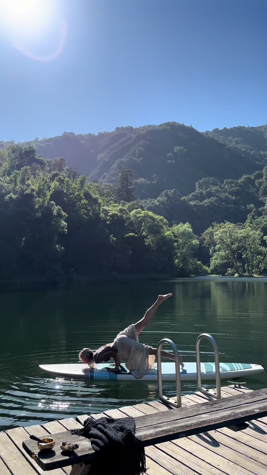 @guavayogaa — my favorite thing in my favorite place. My happy place. The home I miss on the other side of the world I love you yoga I love you lake happy summer happy yoga #yoga #summer #fyp #concoiusness 