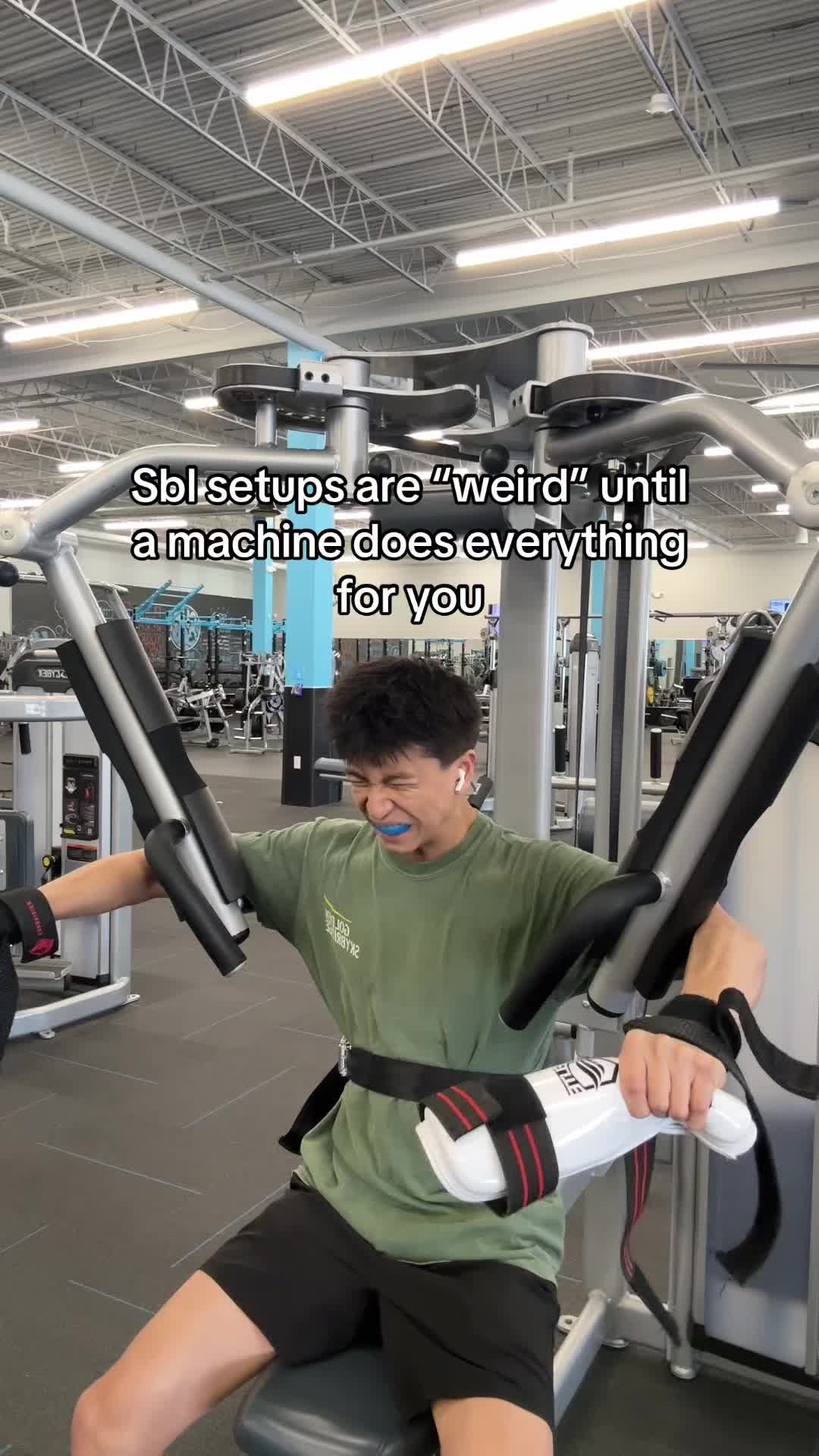 @jacksongoesnd — Sbl setups are “weird” until a machine does everything for you #fyp #gym 
