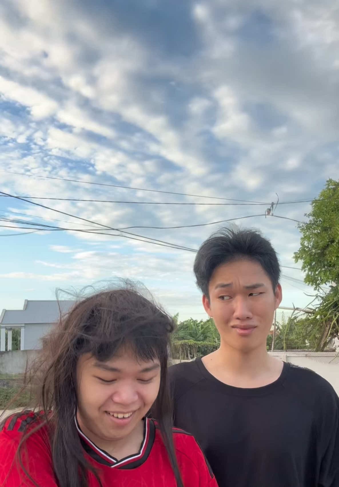 @kietfei — everyone needs a hero #meme #comedy #parroti #parrotivovehanhphuc #parroti2026m 