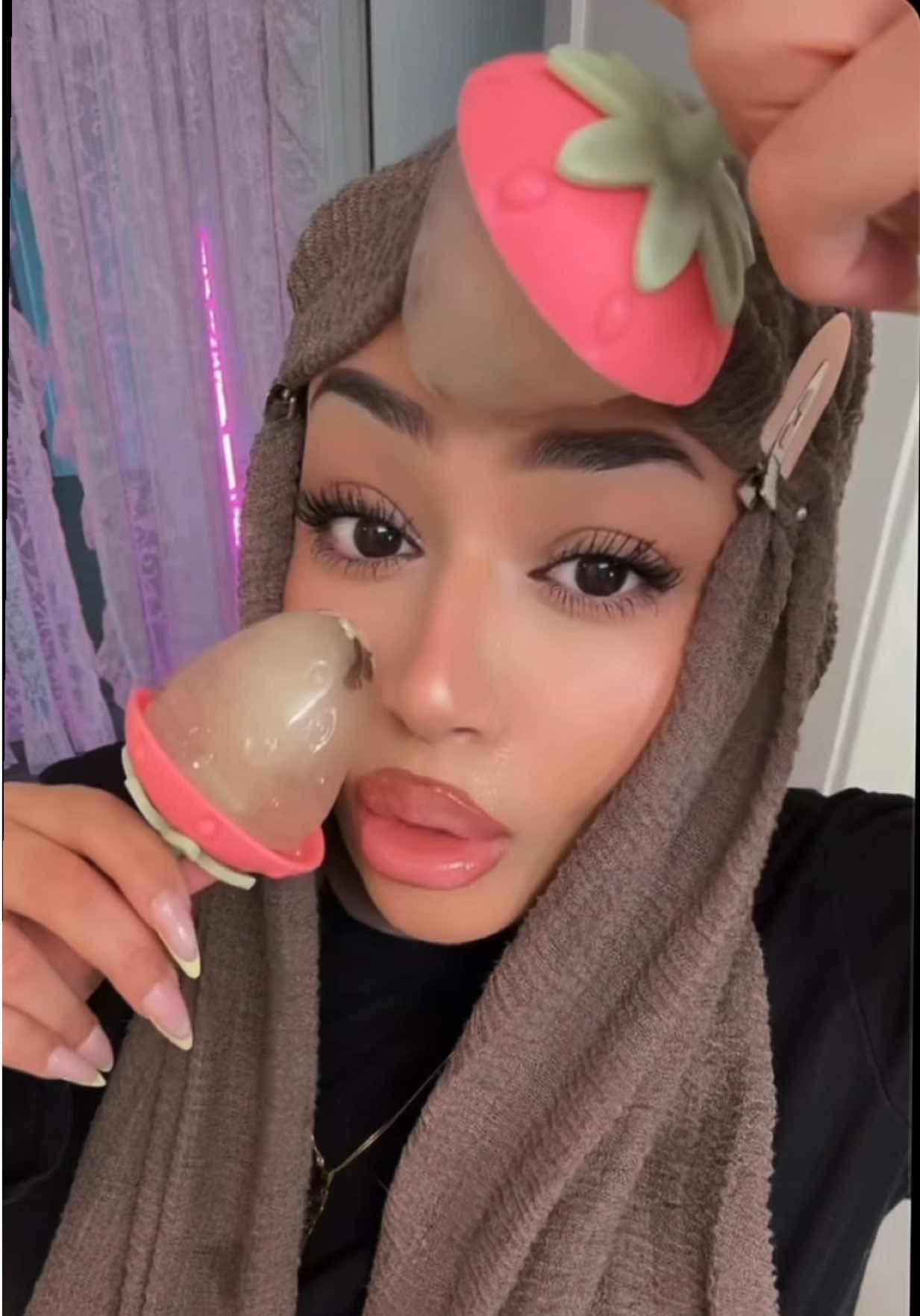 @layloolaaaaaa — made my clove & rice water toner into a popsicle🙈 #skincare 