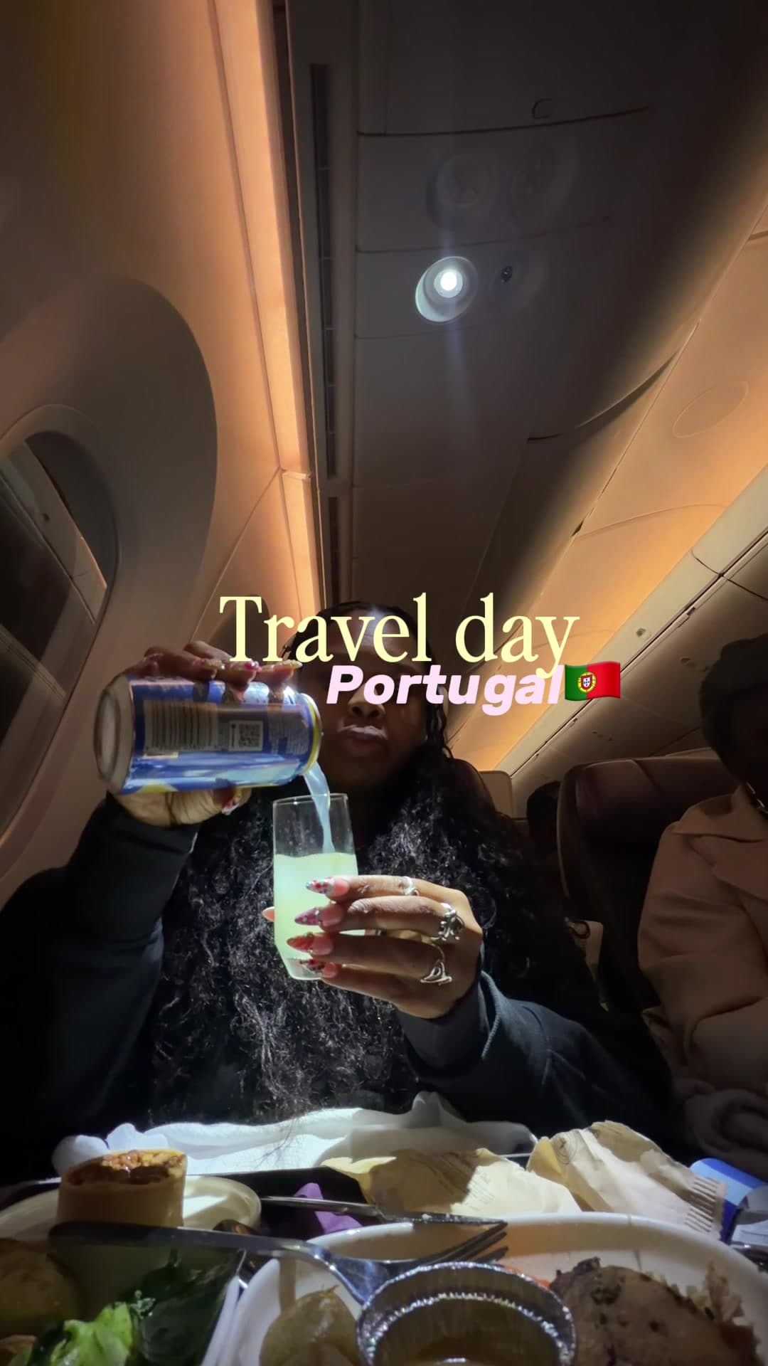 @debb.leo — When it don’t go your way, just hop on a plane!!🥰