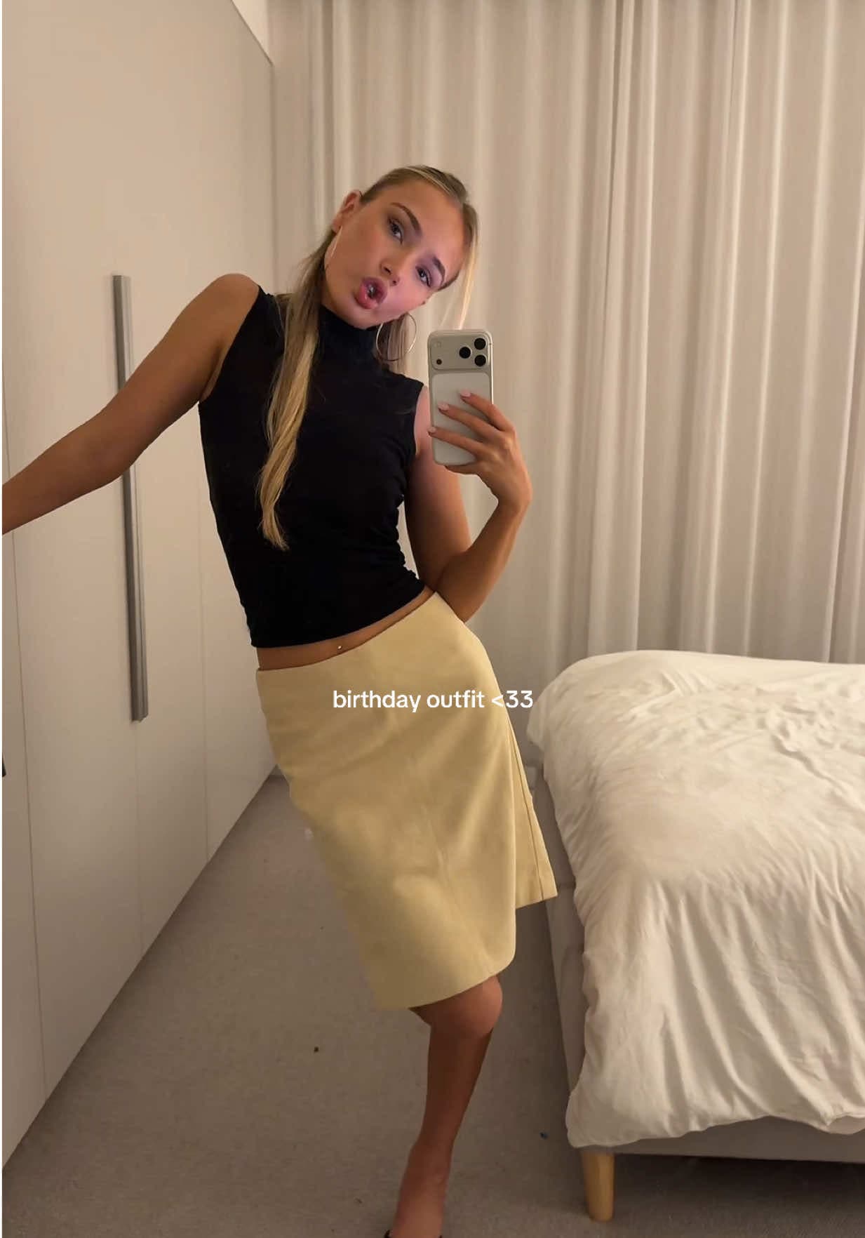 @0emmamac — In loooove w this skirt