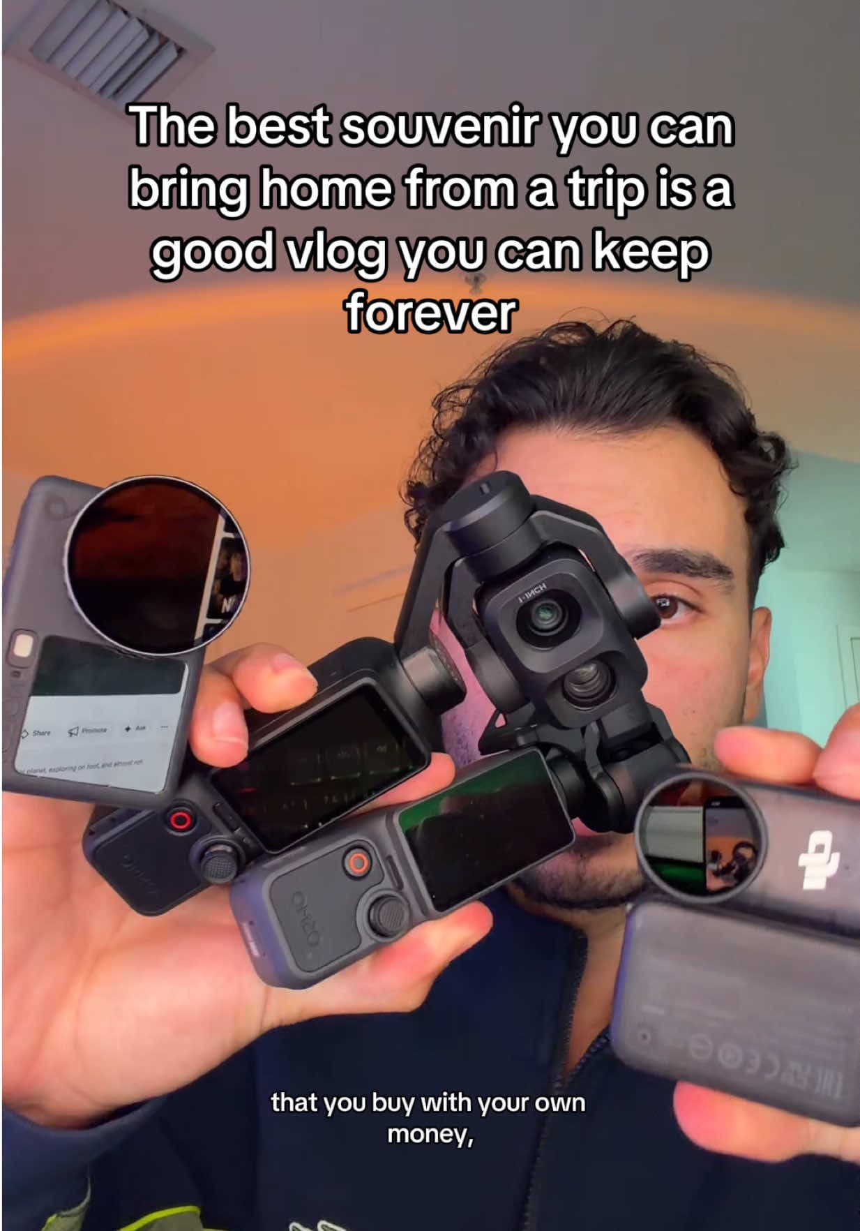 @joosesalas — Make a “fake vlog” next time you travel and thank me later #travelvlog #travelhack #contentcreatortips #vacationvibes #osmopocket3 