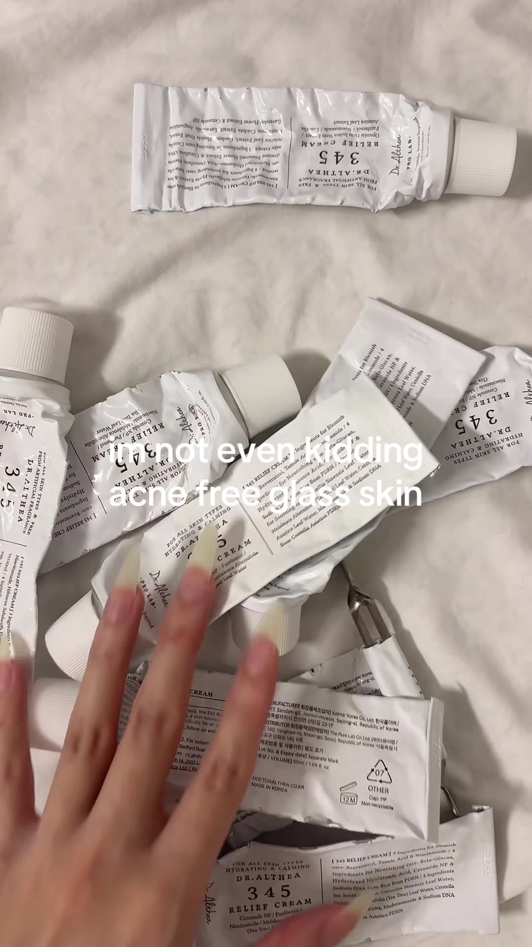 @carewithmi — 10/10 viral Korean moisturizer is actually worth the hype🫶🏻wished I got my hands on it sooner
