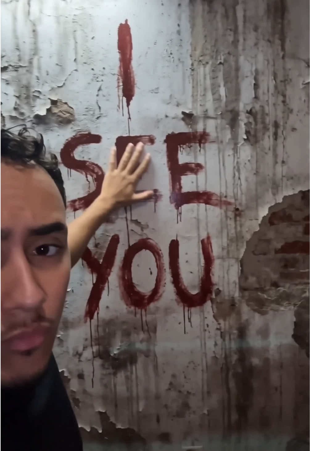 @kalzenzyx — I was able to escape in time. Part 6. #fyp #poppyplaytime #horror #viral #huggywuggy 