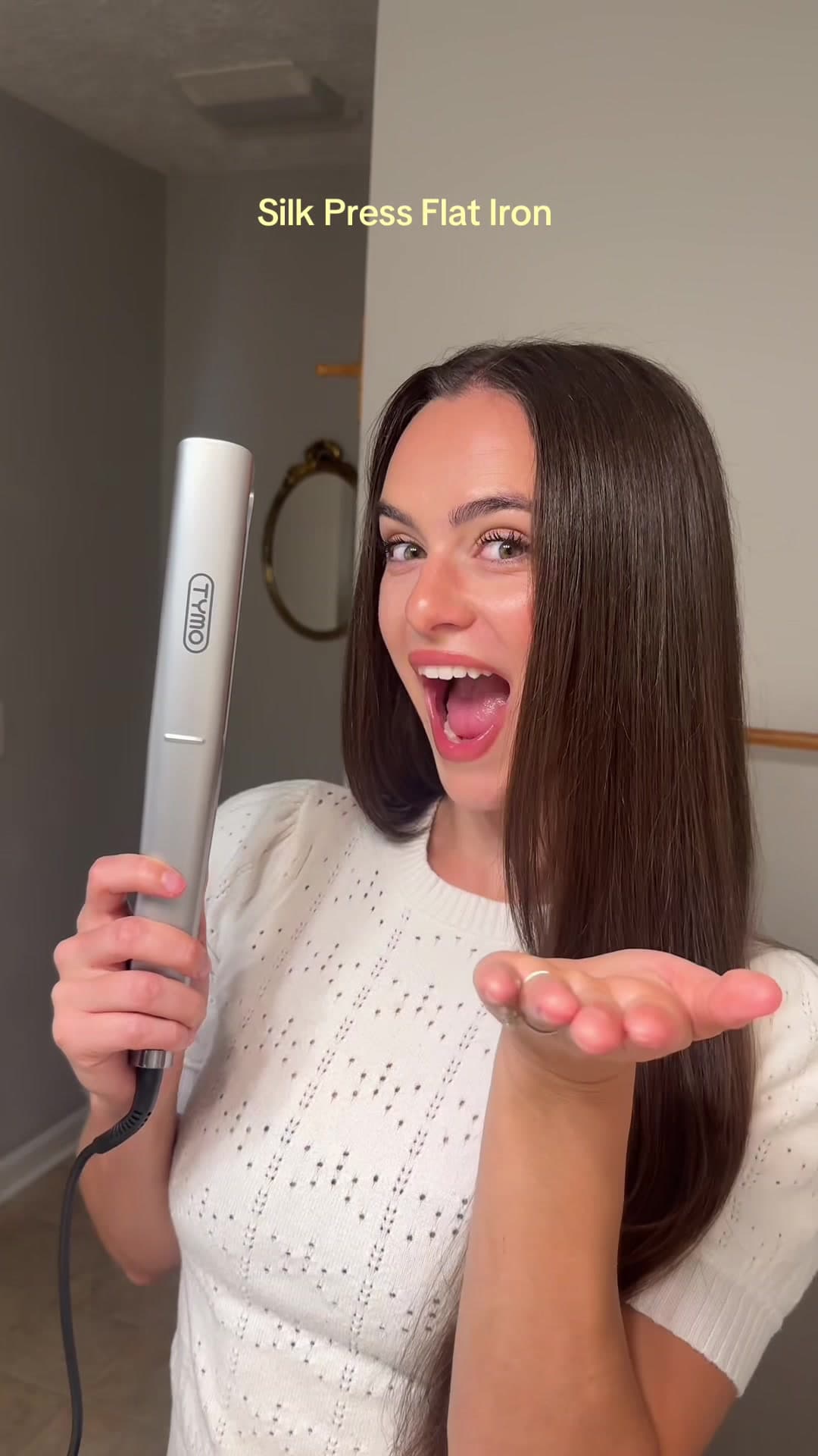 @sarahbanks.ugc — The BEST straightener on the market right now!!! The @TYMO BEAUTY US flaight holo is a must if you want your hair to look like silk! #straightener #tymo #tymobeauty #flatiron #silkpress 