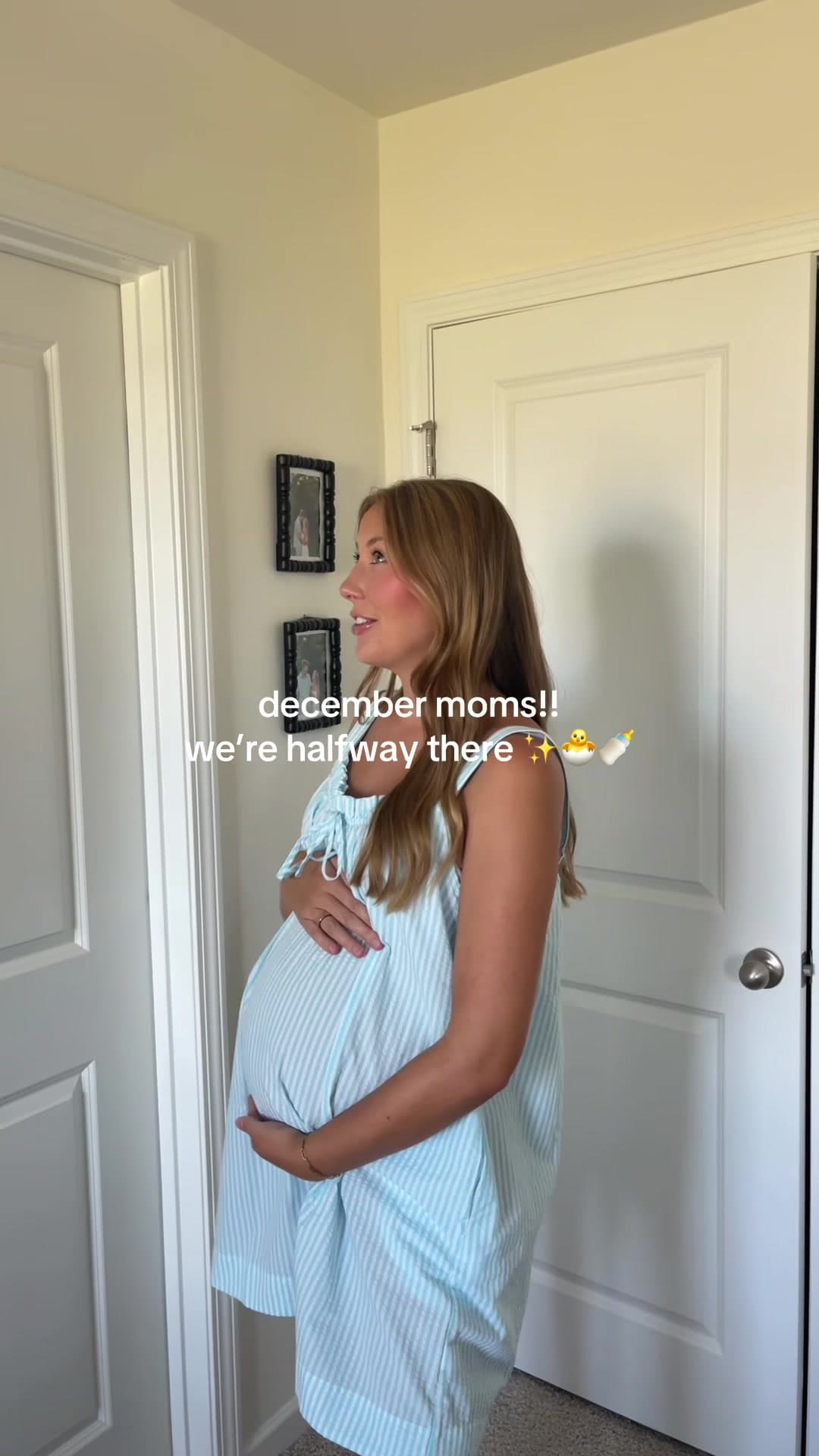 @curatedxcatherine — where are my december mamas at?! halfway there and I can’t comprehend getting any bigger LOL! that second time baby bump is no joke 😜🤰🏼