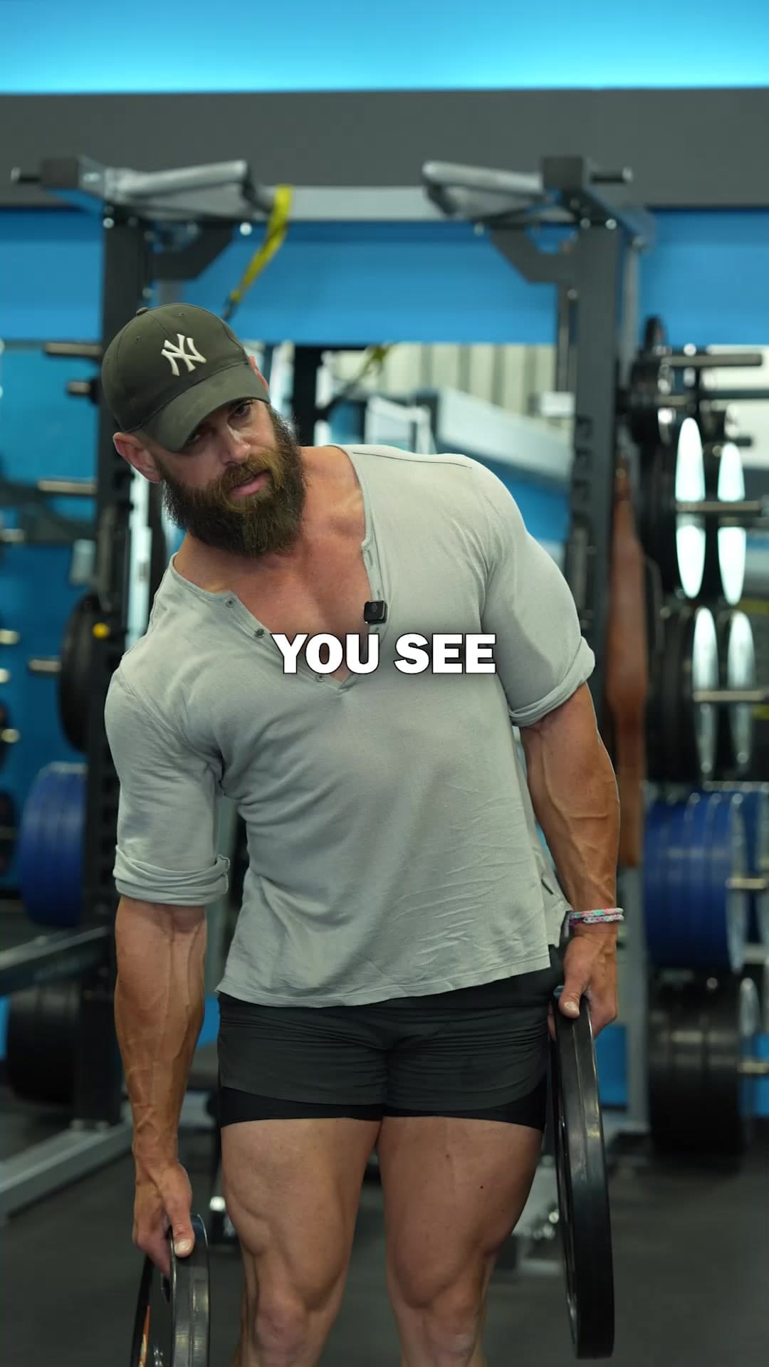 @coach.alan.dyck — Stop doing weighted side bends if you want to develop a tight midsection