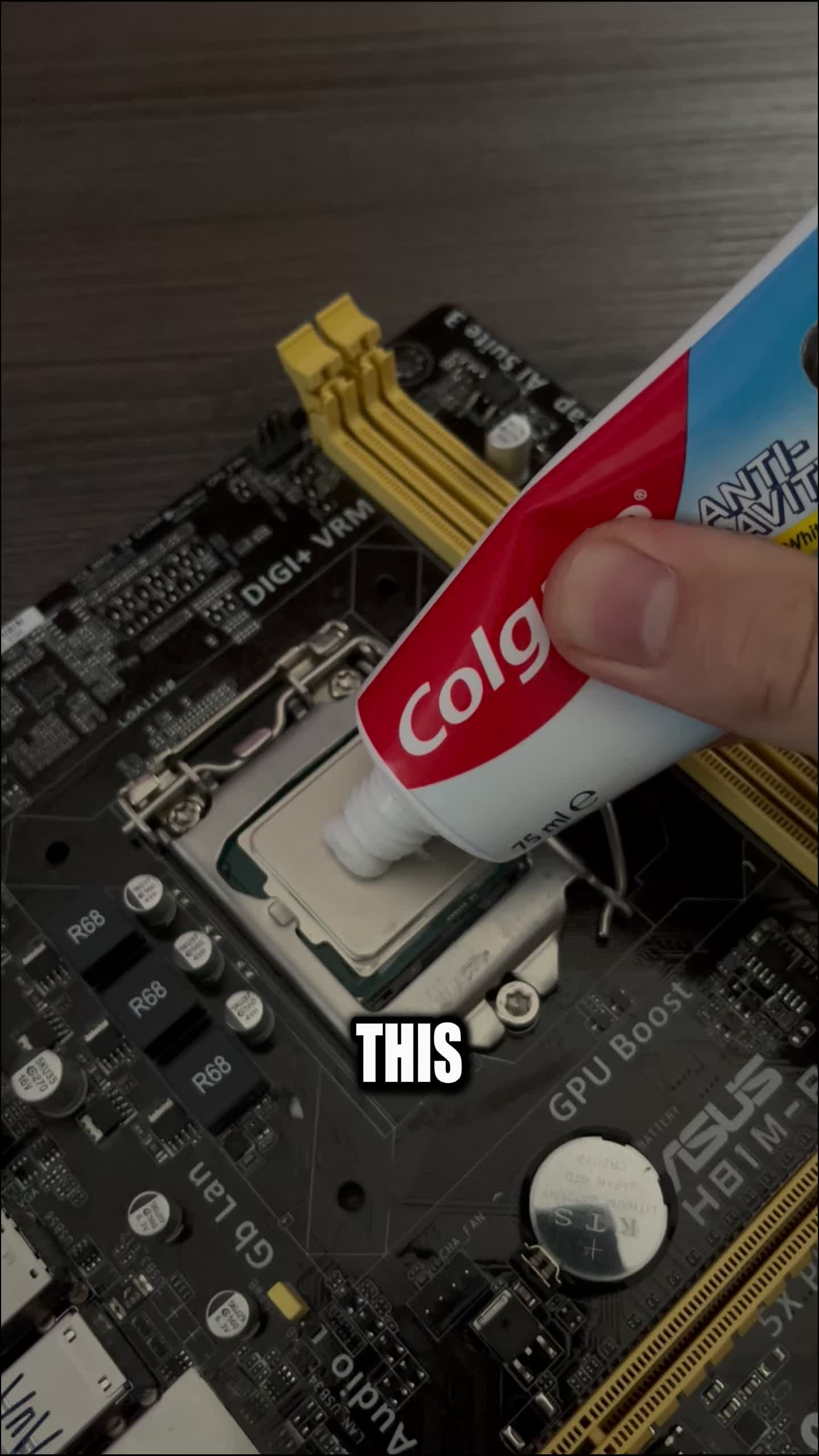 @chrisbuildspc — This is why should always use toothpaste to cool your pc #gaming #pcsetup #pcgaming #pcmodding 