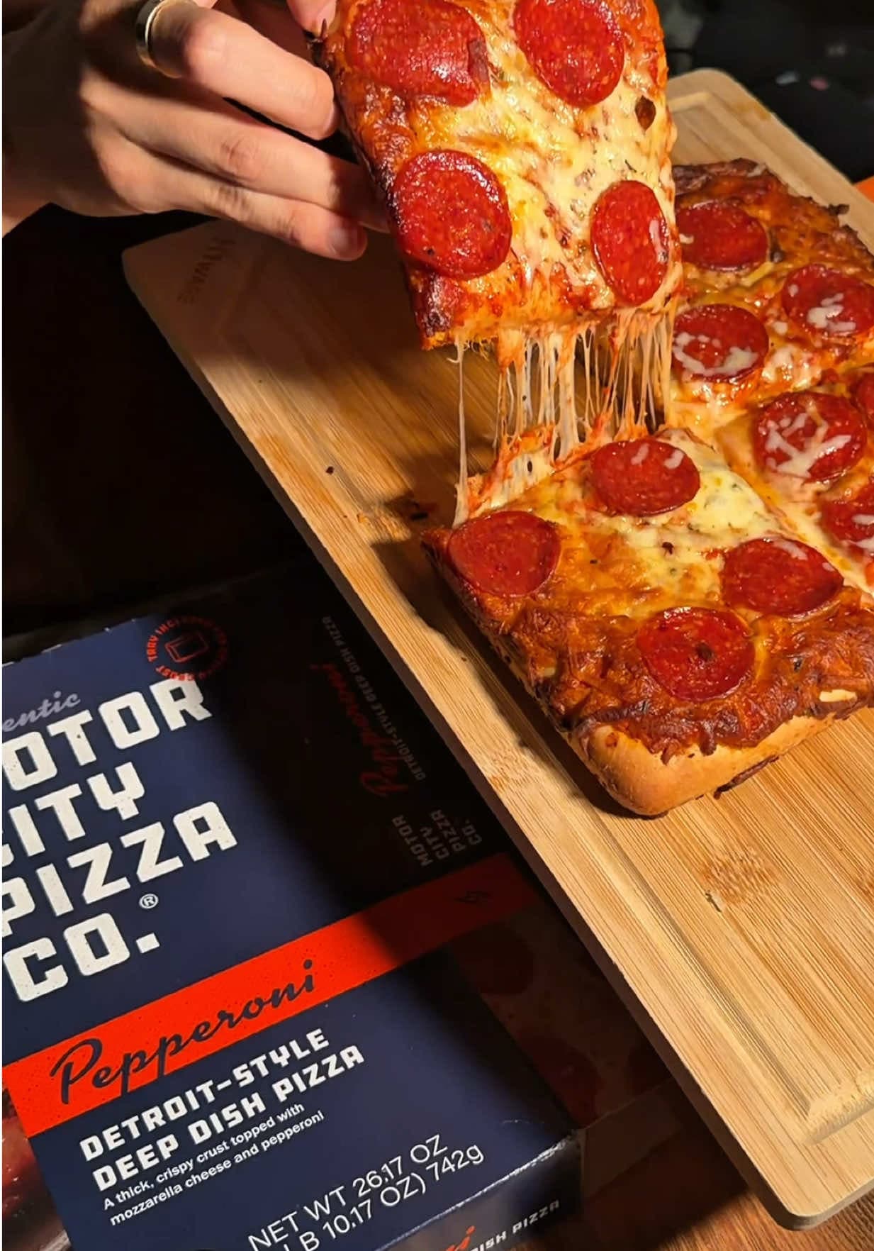 @thatbigbackkyle — This is my favorite Deep Dish Pizza from @Motor City Pizza Co. for whenever you need a high quality meal without having to stress over what to eat for dinner #ad #pizza #motorcitypizzaco #deepdishpizz