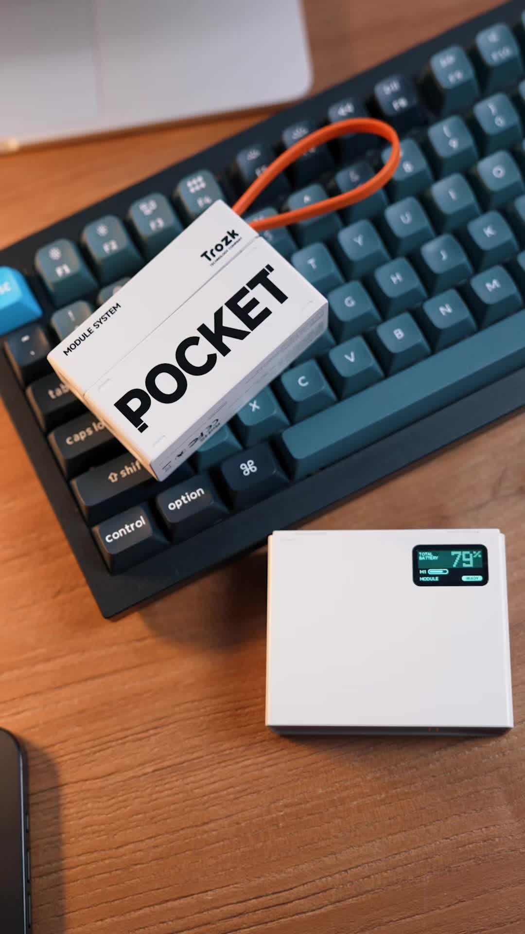 @chidsj — I didn’t expect a power bank to be this modular.